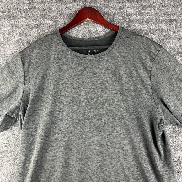 Nike Tee Shirt Mens XL Gray Dri Fit Short Sleeve Crew Neck Pullover Logo - Picture 3 of 9